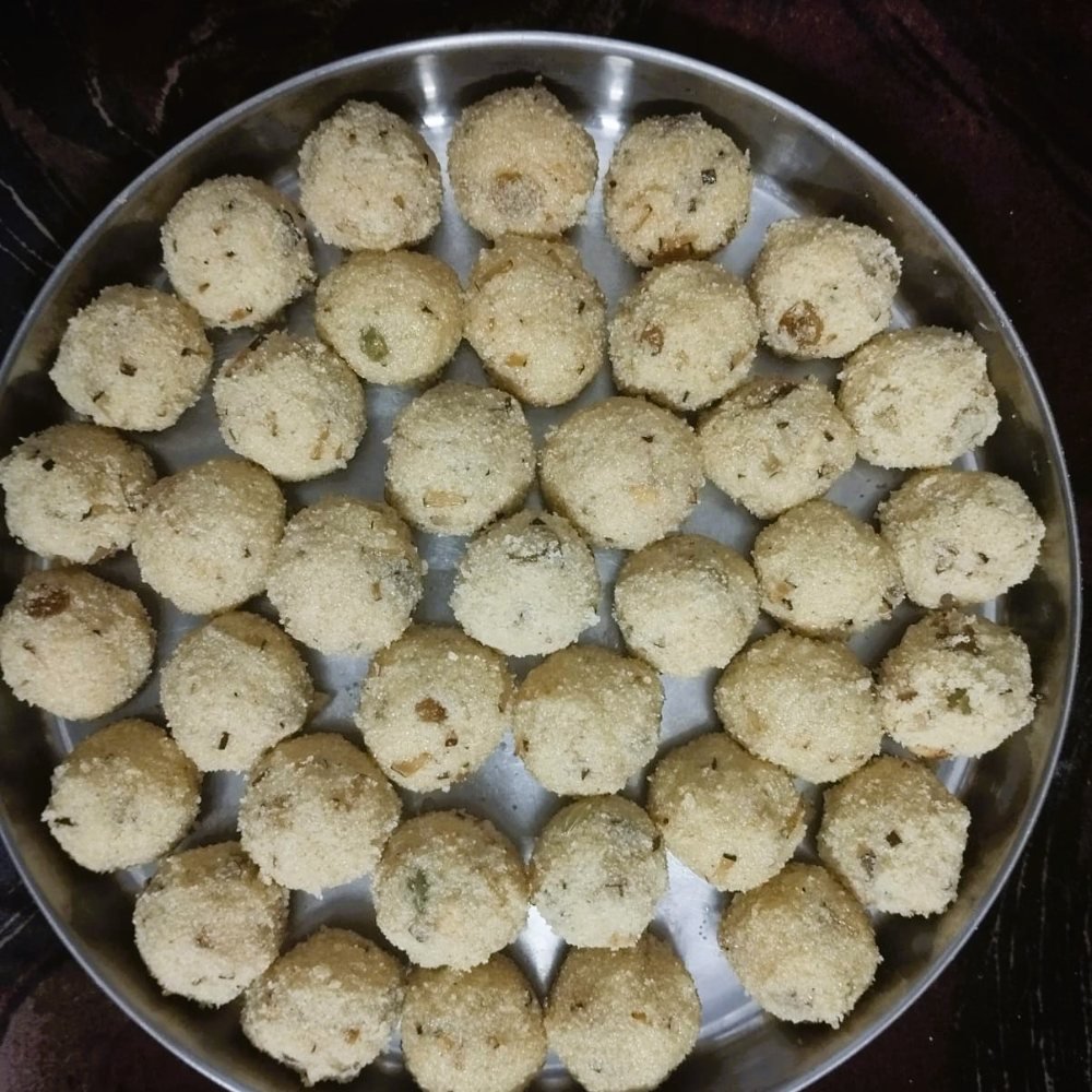 Laddus packed for despatch